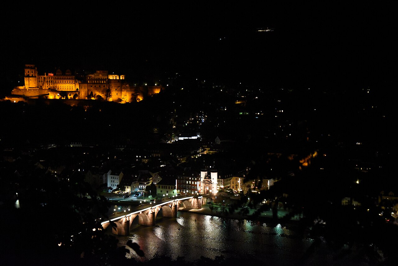 Vista de Heidelberg, el puente y el castillo desde el Camino de los Filósofos